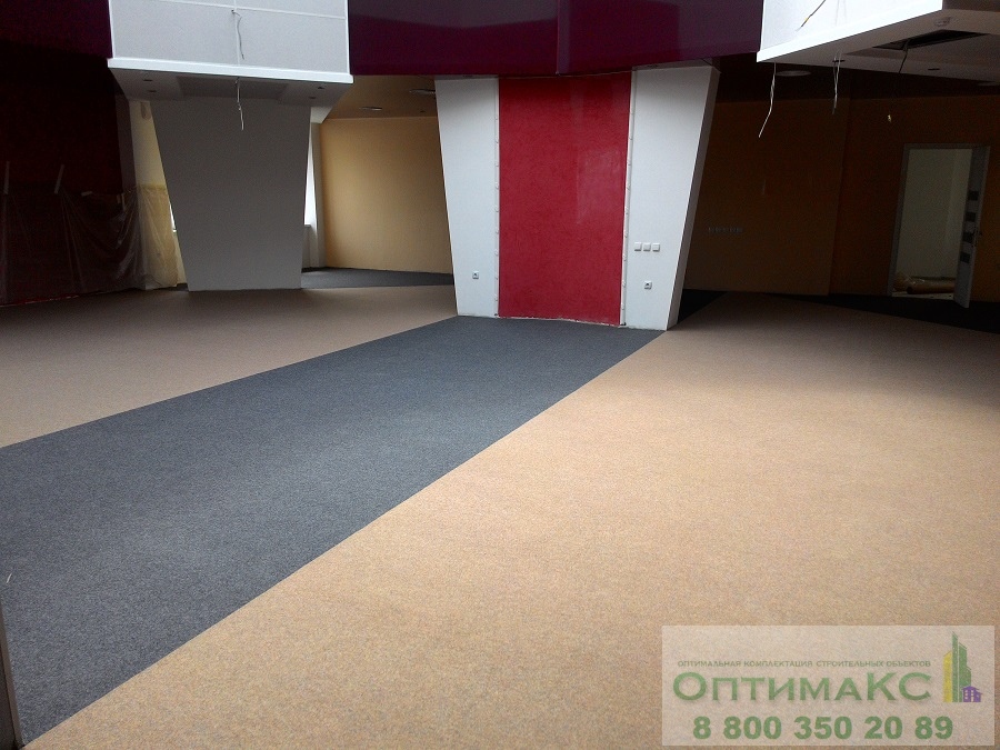 Иглопробивной ковролин Armstromg DLW Flooring в конферец зале АГУ в Майкопе